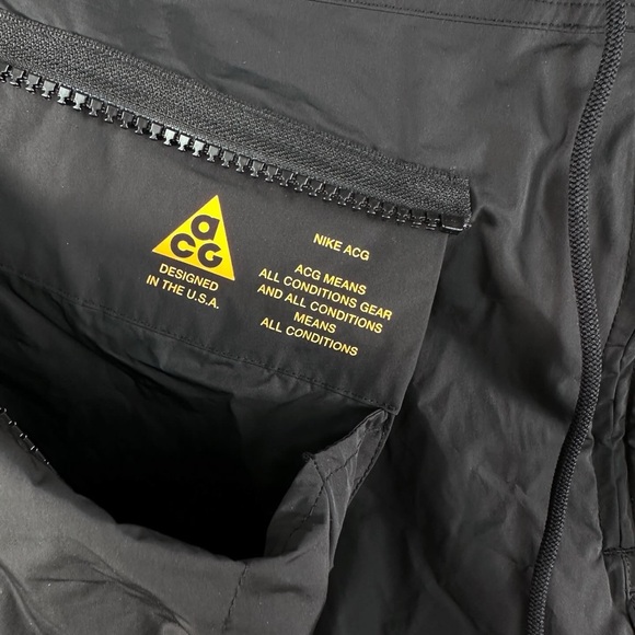 Nike ACG All Conditions Gear Shorts - Picture 5 of 5